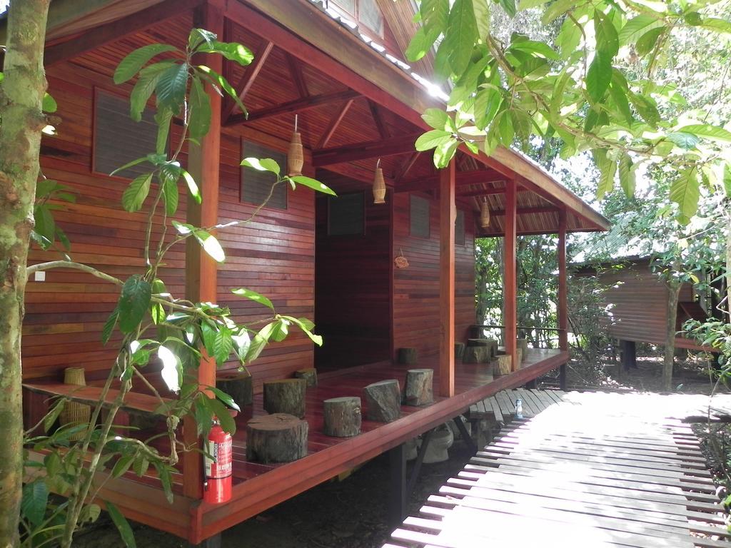 Borneo Natural Sukau Bilit Resort Room photo