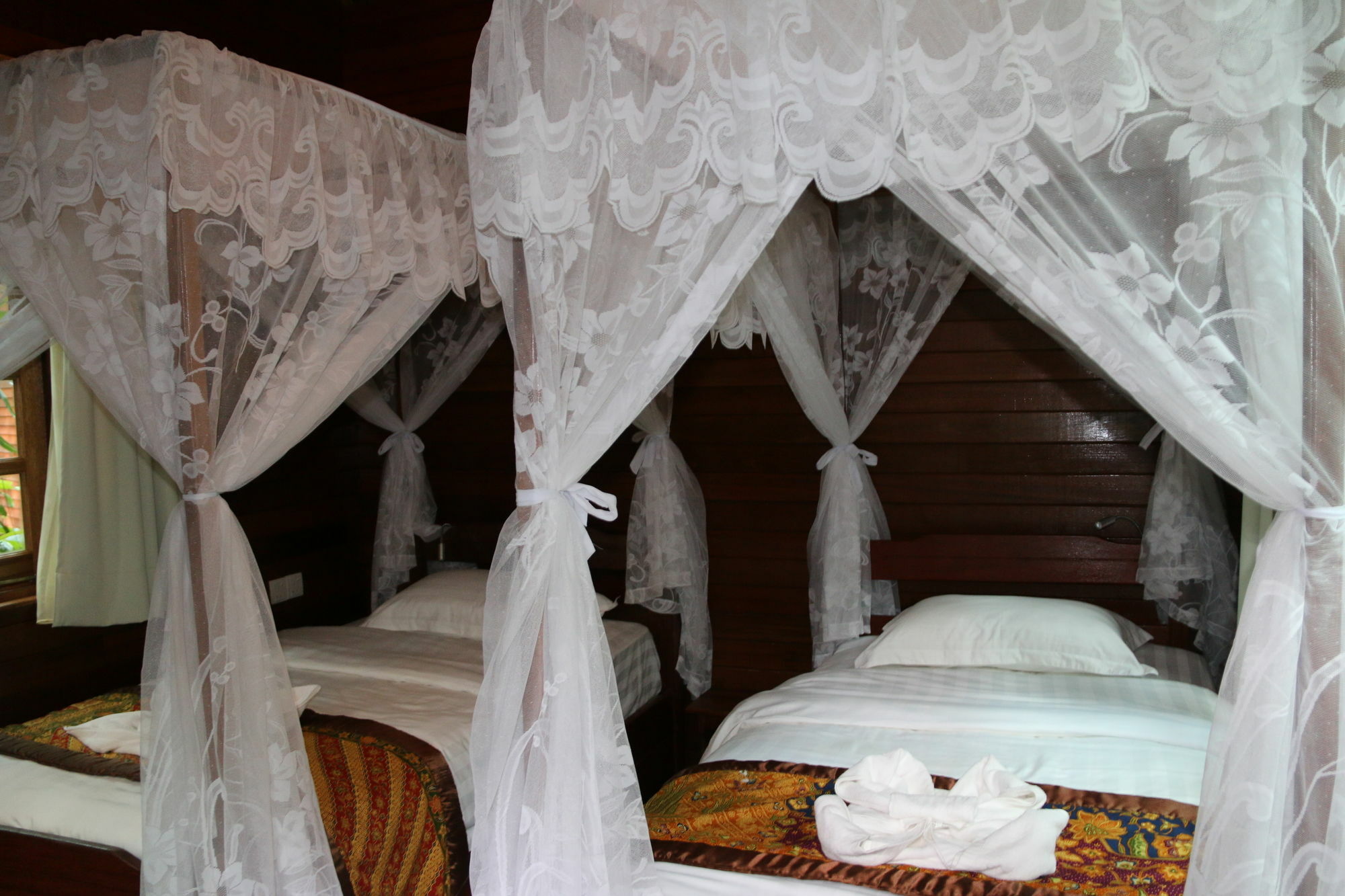 Borneo Natural Sukau Bilit Resort Exterior photo